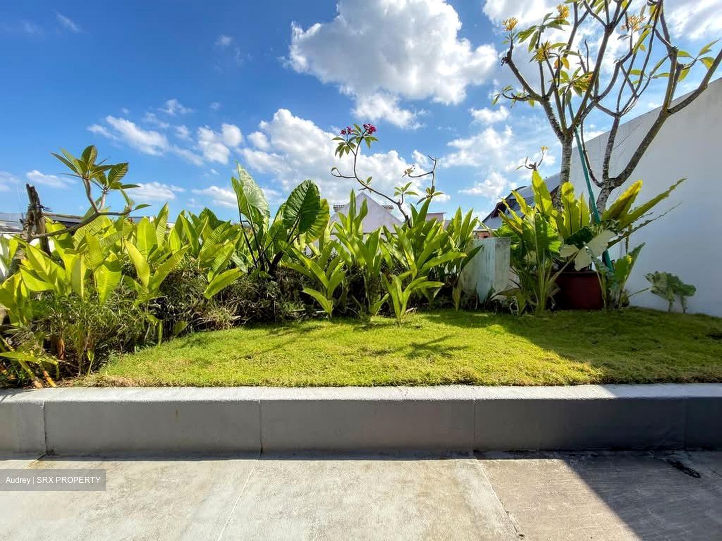 Seletar Hills Estate (D28), Terrace #586666231